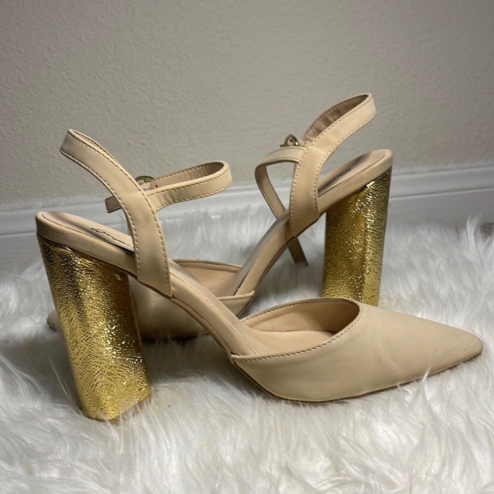 Nude and Gold Heels - Size 8.5